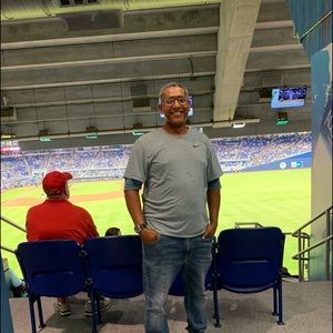 Meet your Posher, Jhon